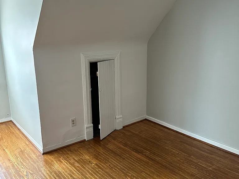 750 Elmwood Ave #3 — Photo 10