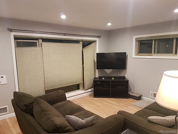 4th image of 10694 Grant Dr