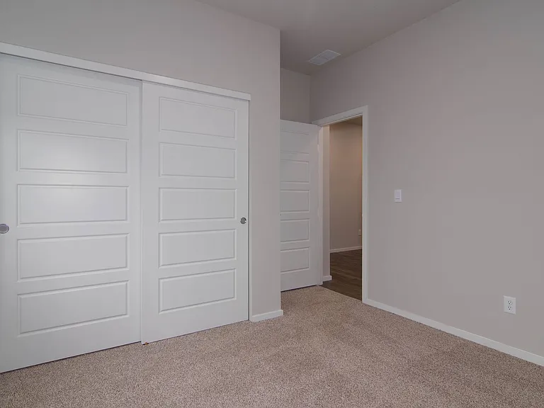 5507 W Georgetown Ln — Photo 16