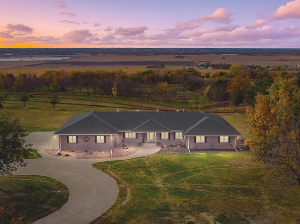 22509 Capehart Rd, Gretna, NE 68028