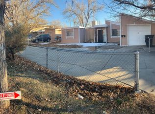 10912 Candelaria Rd NE, Albuquerque, NM 87112