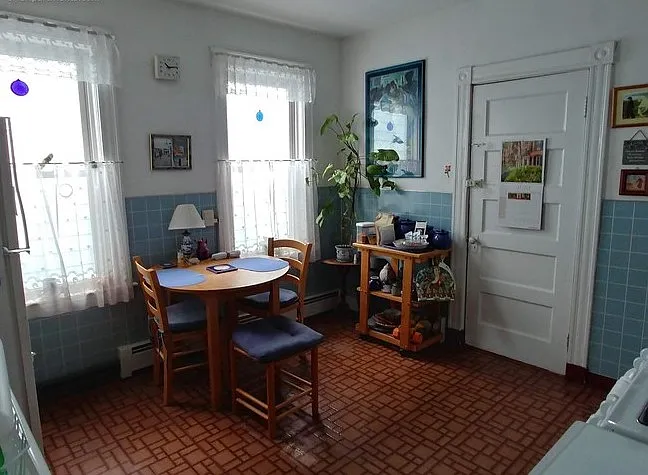 23 Harold St — Photo 2