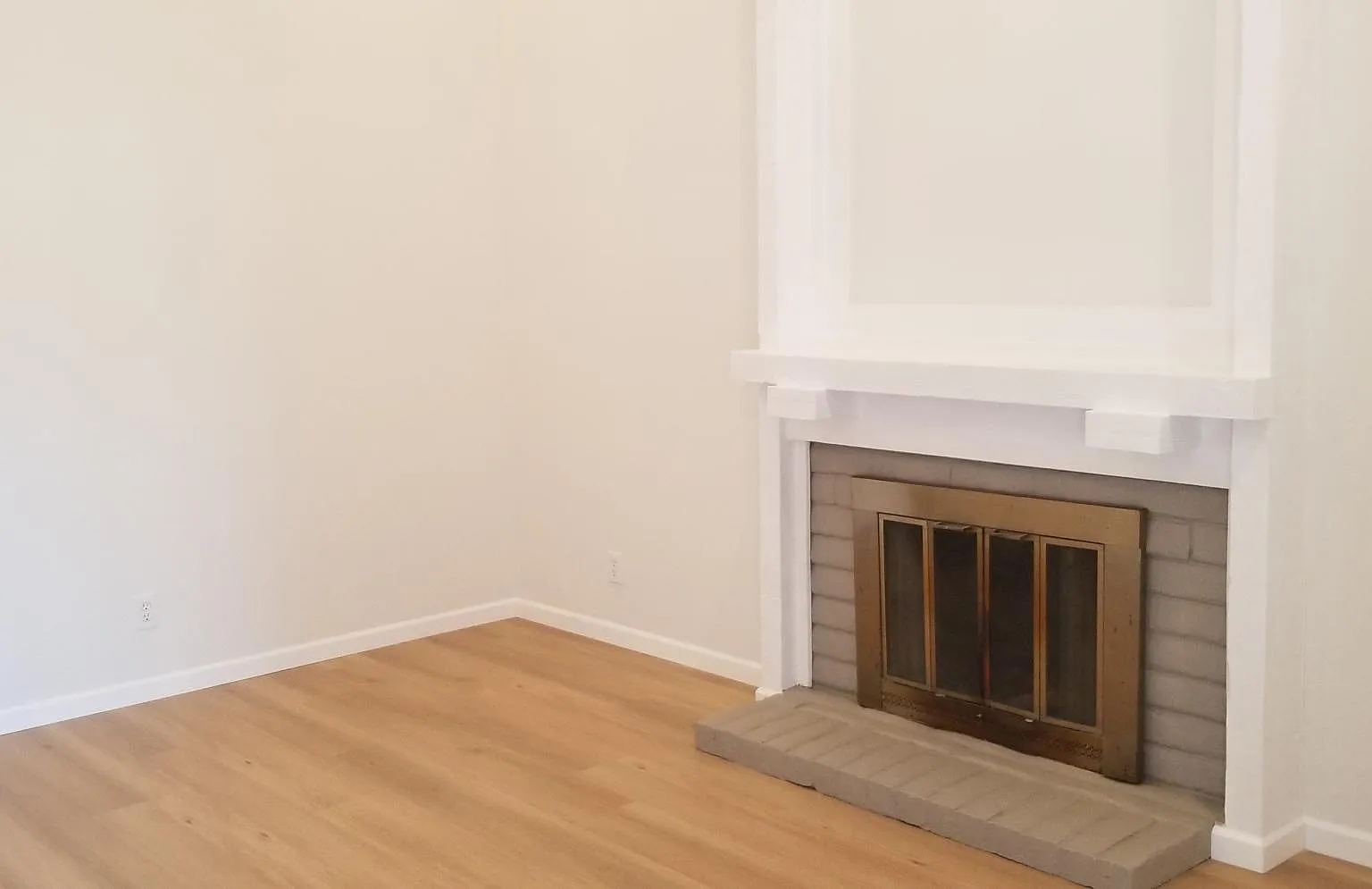 3 bed, 1071 sqft, $3,850 — Photo 2