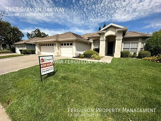 Four Bedroom Home Loaded with Upgrades — Photo 2