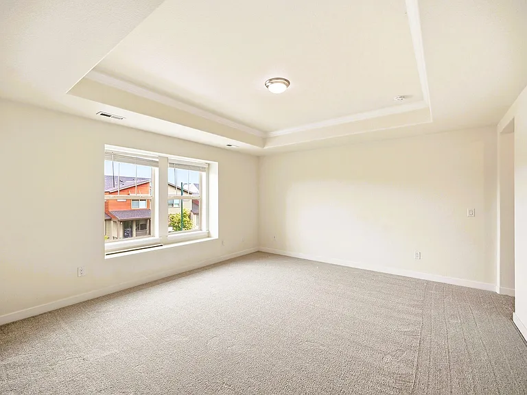 10054 E 59th Ave — Photo 12