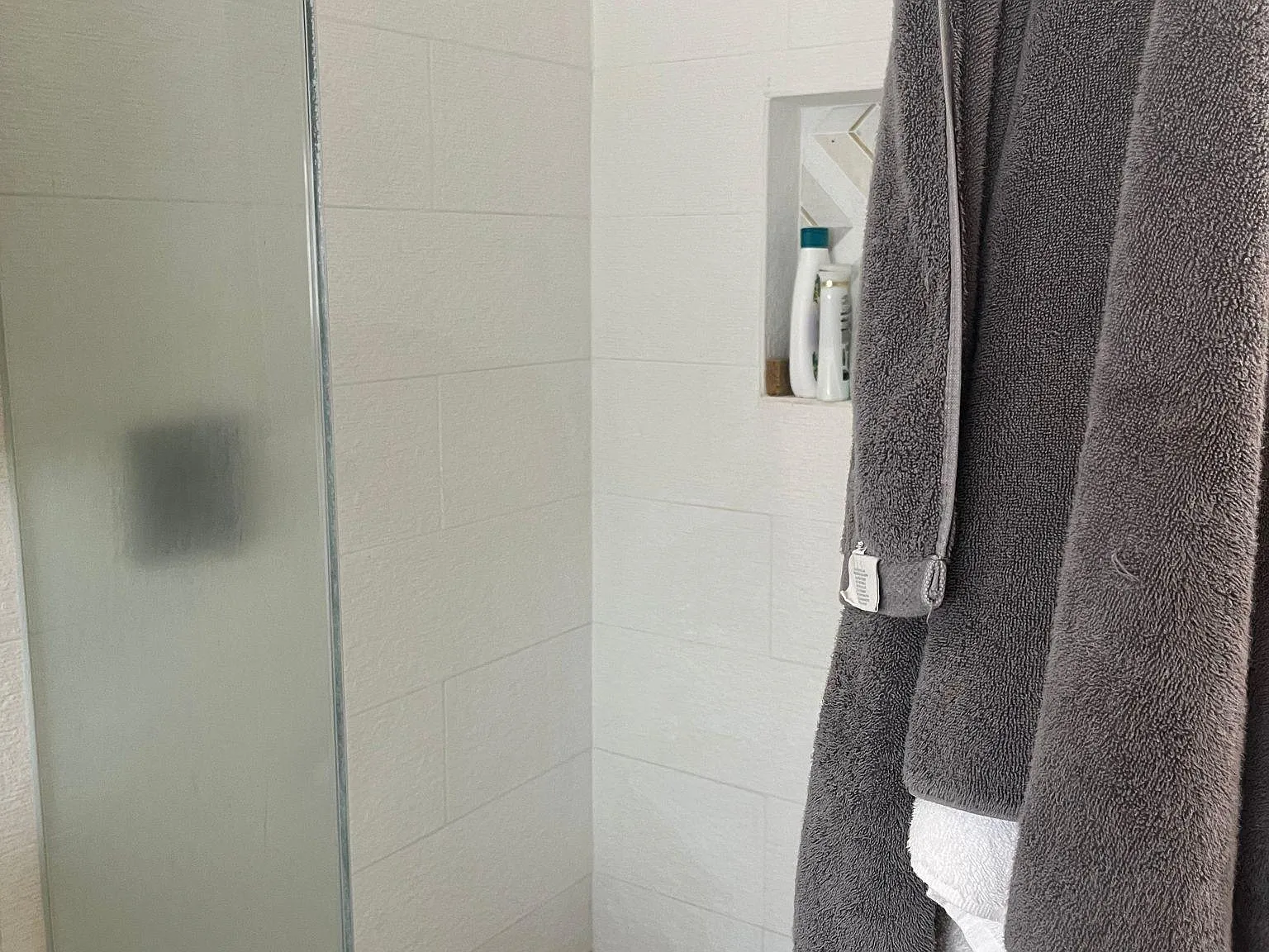 Studio, 350 sqft, $1,300 — Photo 4