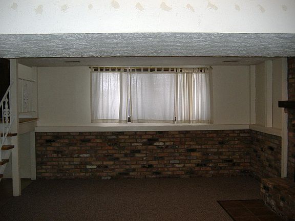3rd image of 11535 Queens Dr