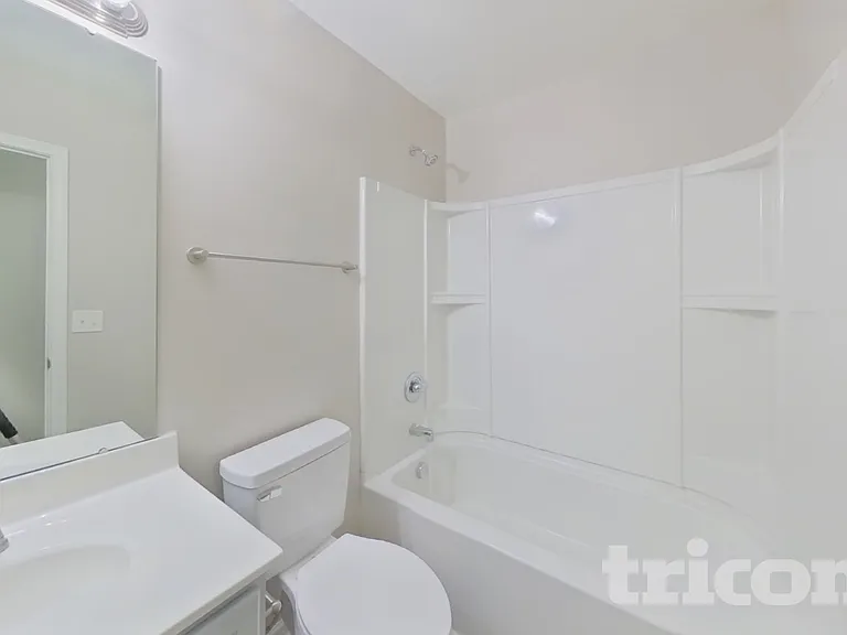 528 Gentle Breeze Ln — Photo 16