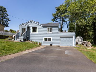 1911 NE 19th St, Lincoln City, OR, 97367