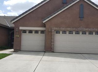 5051 W Elkhorn Ave, Visalia, CA 93277