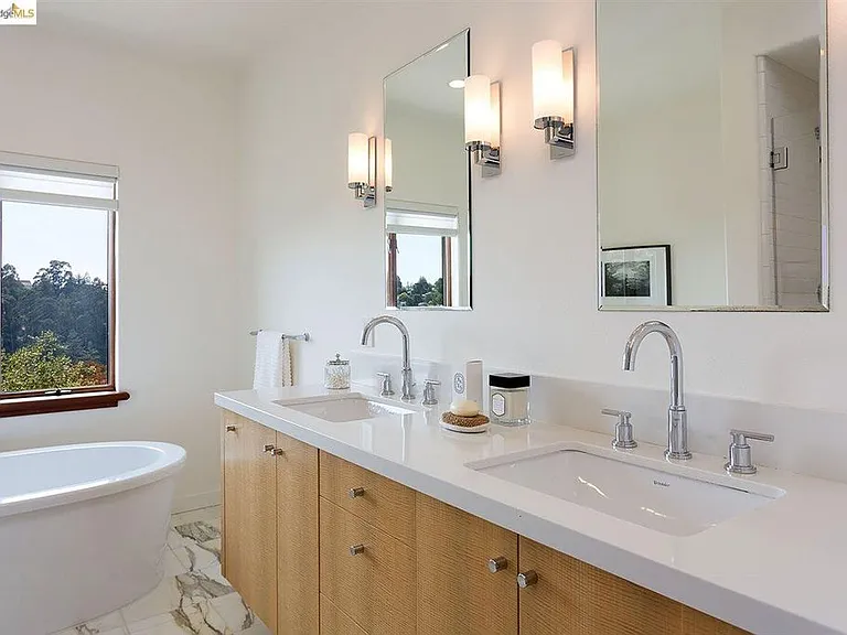 930 Aquarius Way — Photo 19