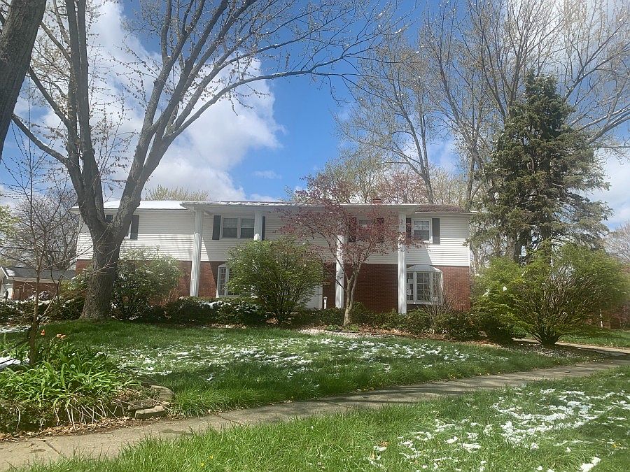 1st image of 1700 Waverly St