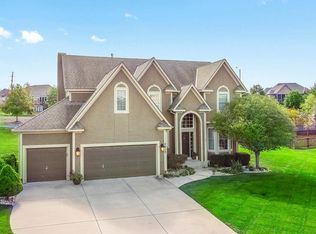 2613 SW Wintergarden Dr, Lees Summit, MO 64081