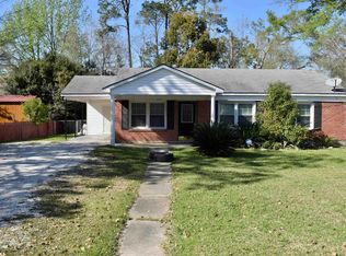 703 E Craig St, Atmore, AL 36502