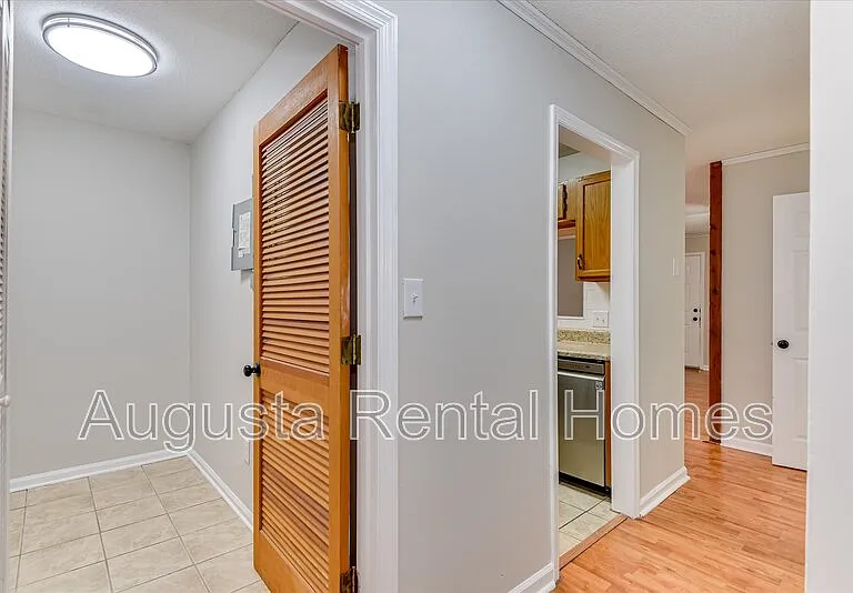 208 W Buena Vista Ave #1 — Photo 15