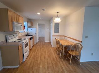 1860 Beach Dr #2, Seaside, OR 97138