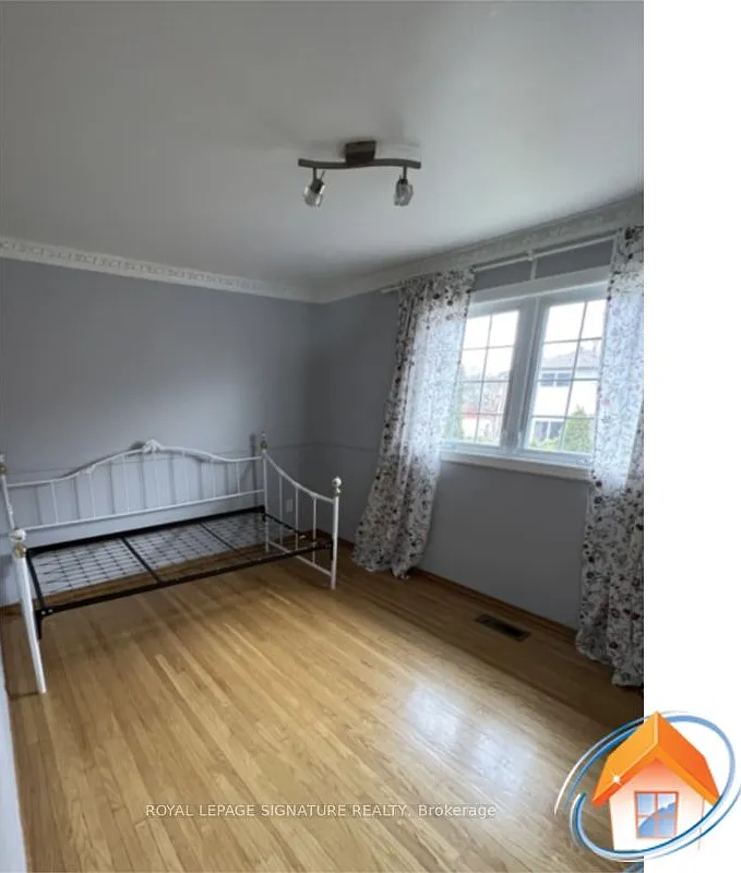 8 bed, $1,100 — Photo 3