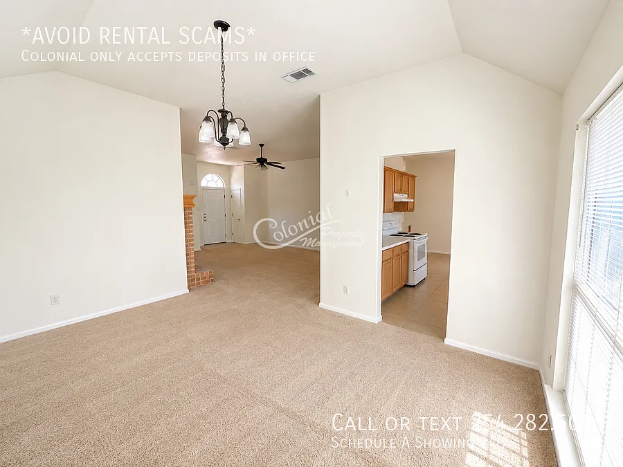 3 bed, 2.0 bath, 1656 sqft, $1,595 — Photo 4