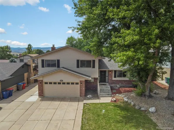 12128 W Jewell Drive, Lakewood, CO 80228