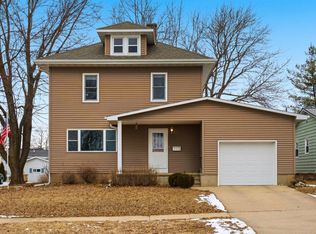 710 5th Ave SE, Dyersville, IA 52040