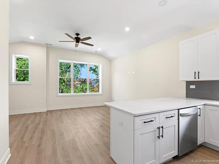 6517 S Drexel Ave #1 — Photo 8