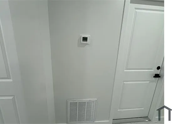 1775 Glenway Ct — Photo 6