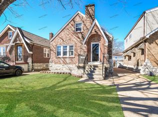 7357 Sharp Ave, Saint Louis, MO 63116