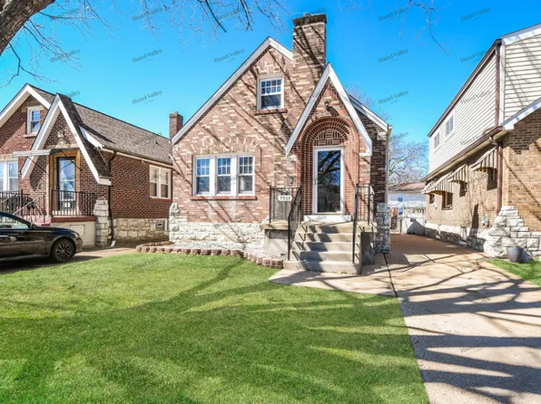 7357 Sharp Ave, Saint Louis, MO 63116