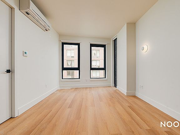 5th image of 130 Hope St APT 614