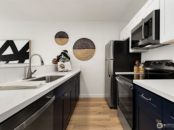 2nd image of 5824 NE 75th Street #D-307