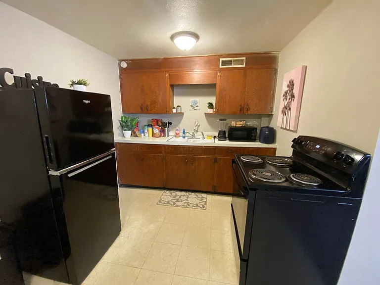 2362 Airport Dr — Photo 6