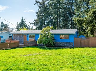 1081 SW Heller St, Oak Harbor, WA