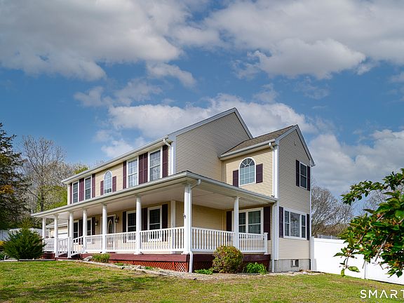 2nd image of 63 Pautipaug Hill Road