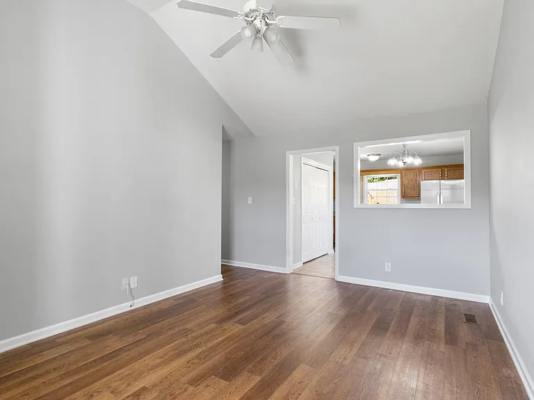 2766 Applemill Ct — Photo 9