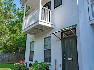 2111 Plantation Ln, Baton Rouge, LA 70820