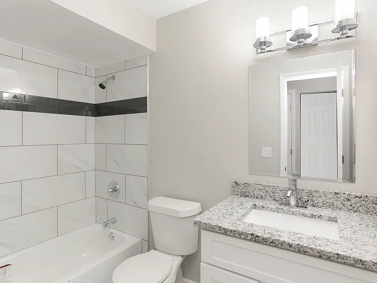 1022 Norwood Dr — Photo 12