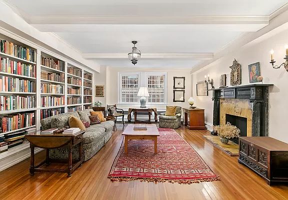 3rd image of 15 W 67th St #2FW