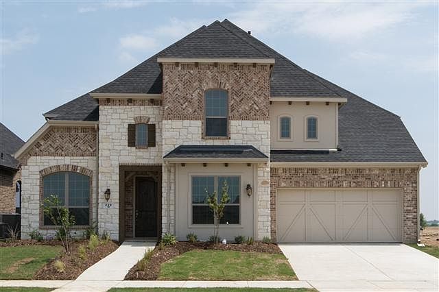 1st image of 2841 Clearwater Dr
