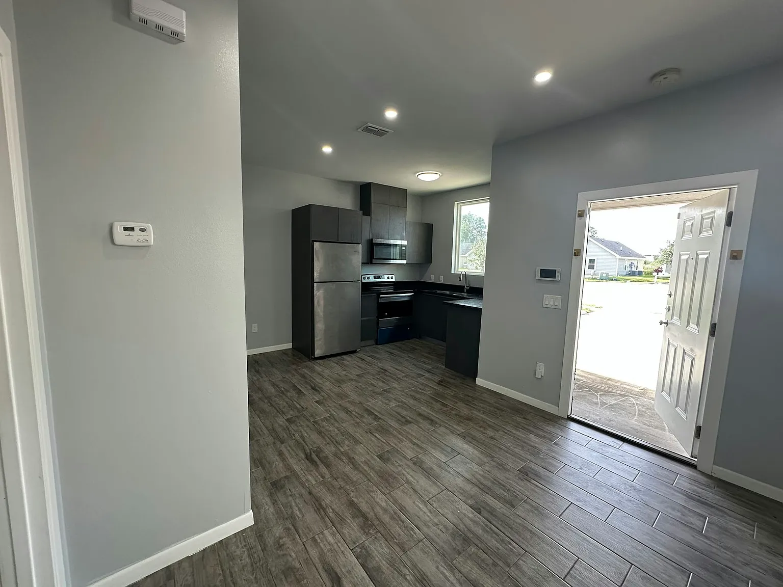 1308 Quitaca Drive, Unit 4 — Photo 3