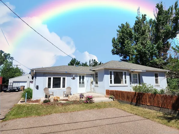 316 S Buchanan St, Laramie, WY 82070