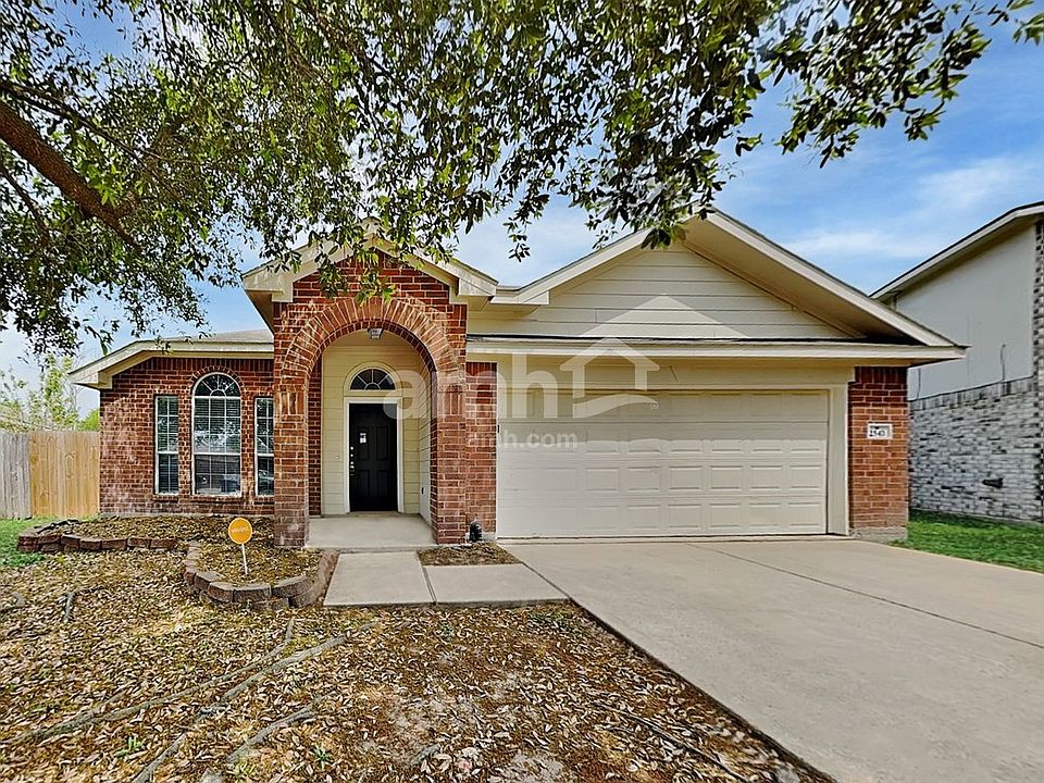 1st image of 2543 Fox River Ln