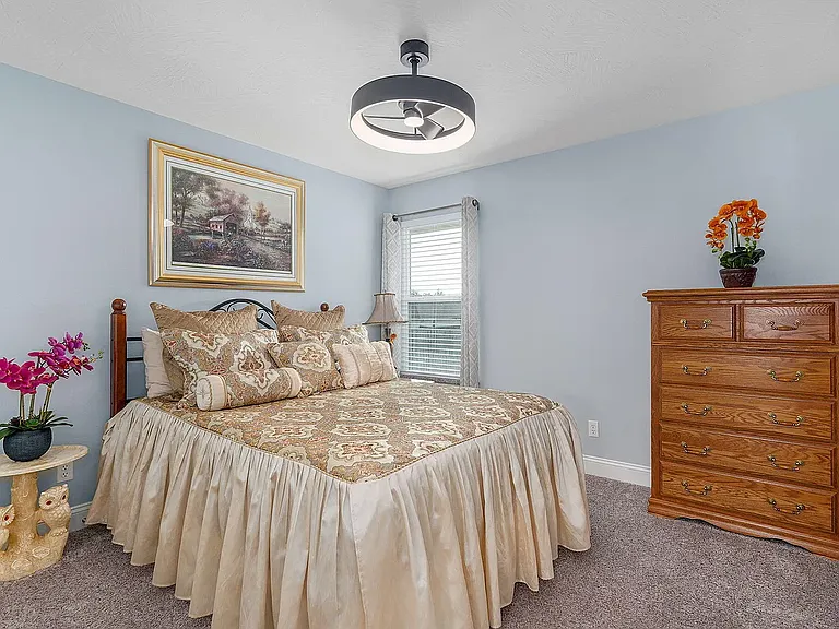 1331 S Strasbourg Ave — Photo 11