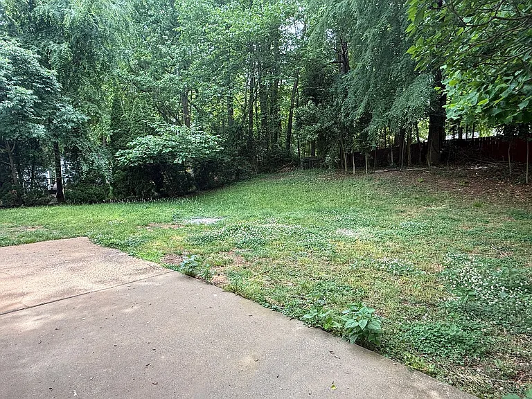 6341 Round Hill Rd — Photo 15
