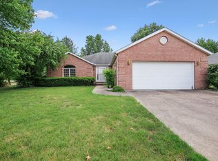 201 N Abbey Rd, Urbana, IL 61802