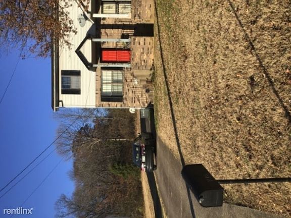 2nd image of 3106 Conviser Dr