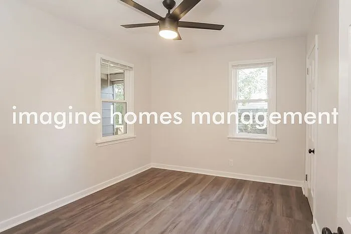 9200 Mary St — Photo 10