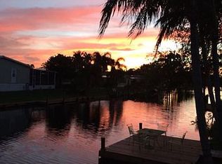 202 SE Riverbend St, Stuart, FL 34997