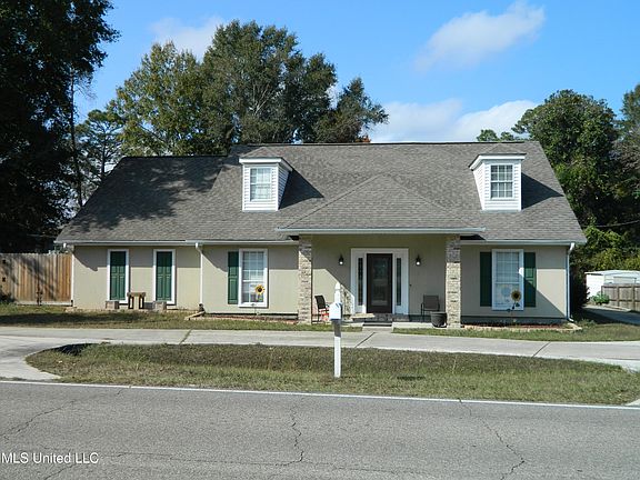2nd image of 87129 Golf Club Dr