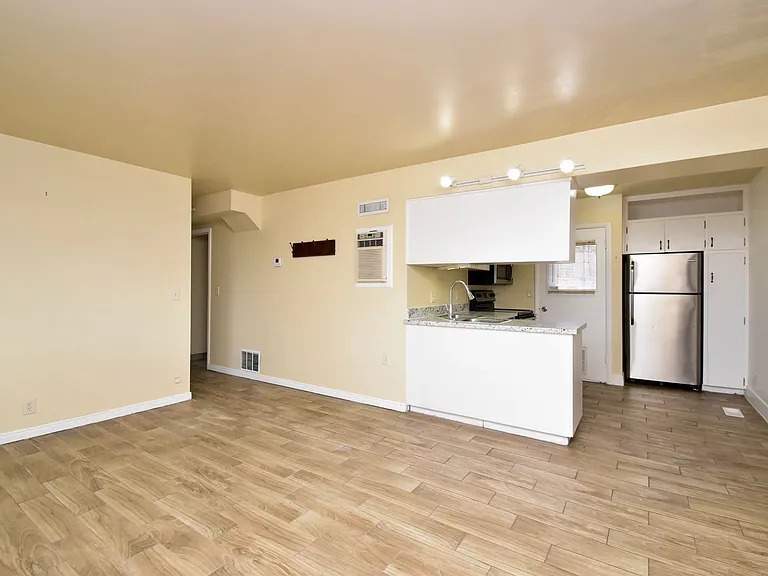7211 S Ramanee Dr — Photo 2
