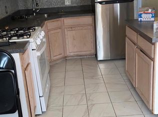 11 Jordan Ln, Middletown, NY 10940